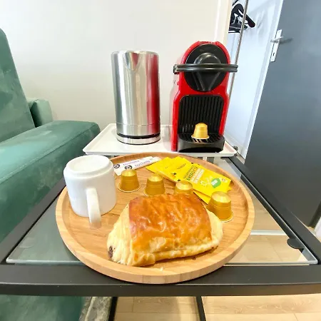 Standinghouse Centre 3*