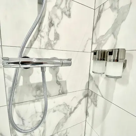 Standinghouse Centre Apart-hotel Marmande